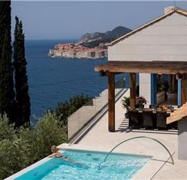 Luxury 4 Bedroom Villa with Infinity Pool, Sauna and Sea Views in Sveti Jakov, near Dubrovnik, Sleeps 8